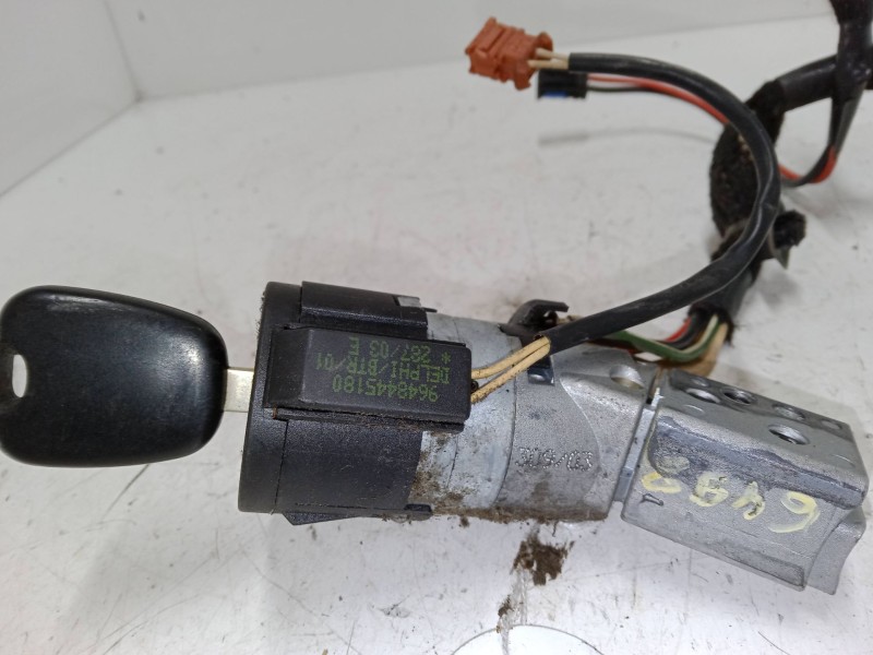 Recambio de clausor para peugeot 307 sw (3h) 2.0 hdi 110 referencia OEM IAM   