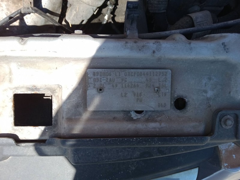 opel corsa c (x01) del año 2004