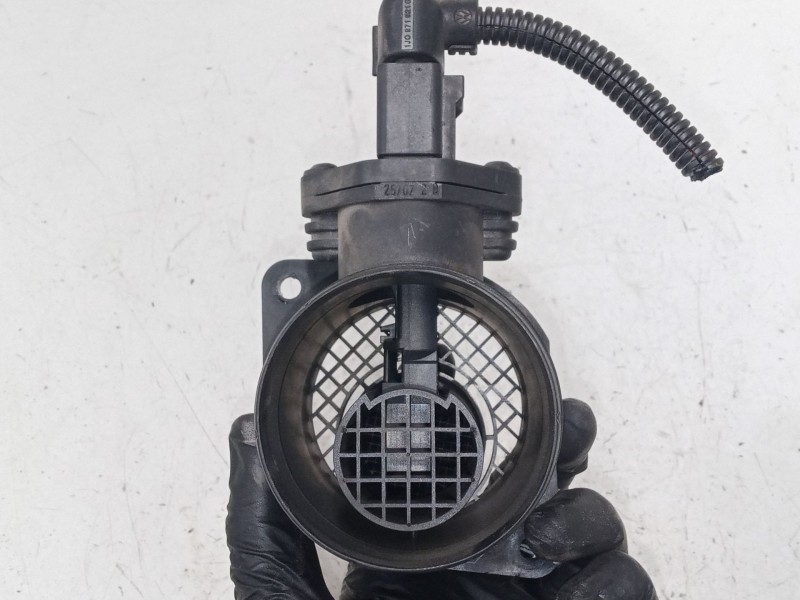 Recambio de caudalimetro para seat ibiza iii (6l1) 1.9 tdi referencia OEM IAM 038906461B  