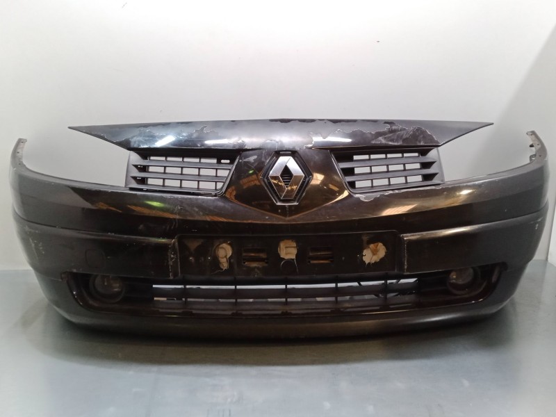 Recambio de paragolpes delantero para renault megane ii (bm0/1_, cm0/1_) 1.4 16v (bm0b, cm0b) referencia OEM IAM   