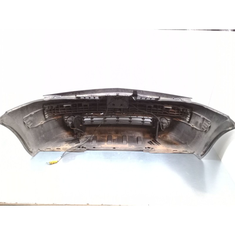 Recambio de paragolpes delantero para renault megane ii (bm0/1_, cm0/1_) 1.4 16v (bm0b, cm0b) referencia OEM IAM   