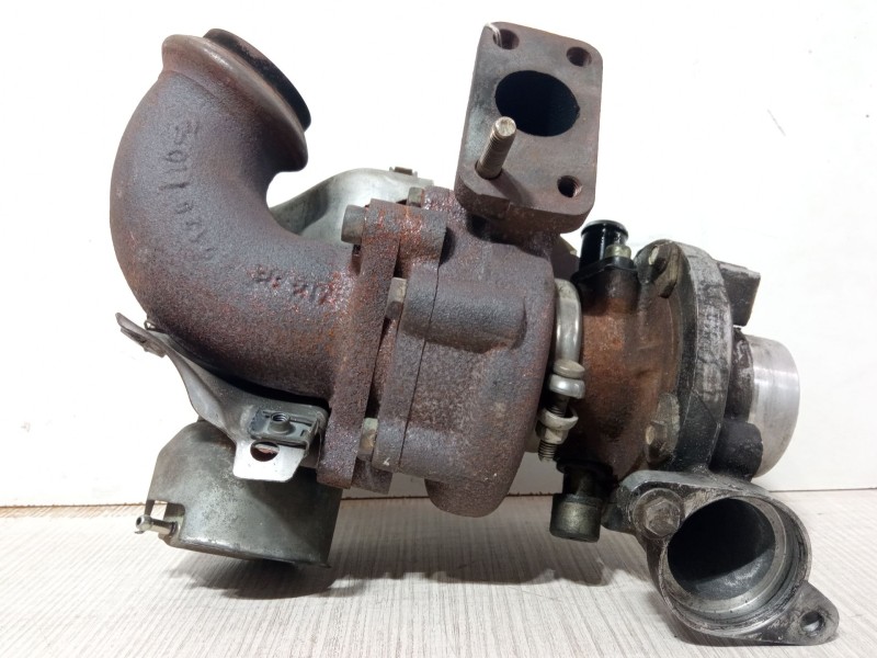 Recambio de turbo para citroën c3 i (fc_, fn_) 1.4 16v hdi referencia OEM IAM 9647046180  