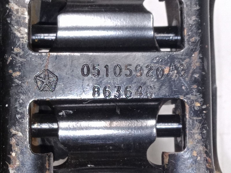 Recambio de gato para jeep patriot (mk74) 2.0 crd 4x4 referencia OEM IAM 05105920AC  