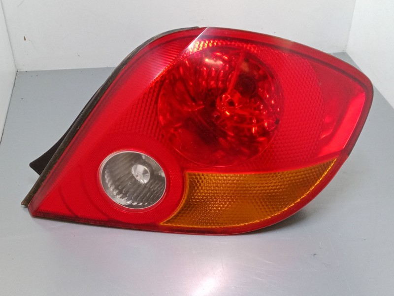 Recambio de piloto trasero derecho para hyundai coupe ii (gk) 2.7 v6 referencia OEM IAM   