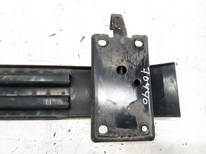 Recambio de refuerzo paragolpes delantero para peugeot boxer autobús 3.0 hdi 160 referencia OEM IAM   