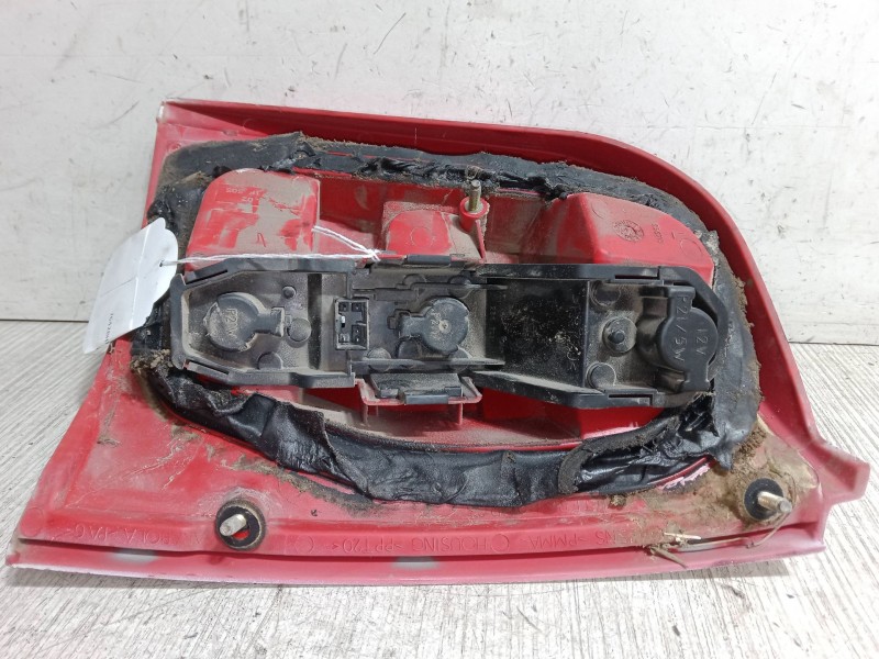 Recambio de piloto trasero izquierdo para nissan micra ii (k11) 1.0 i 16v referencia OEM IAM   