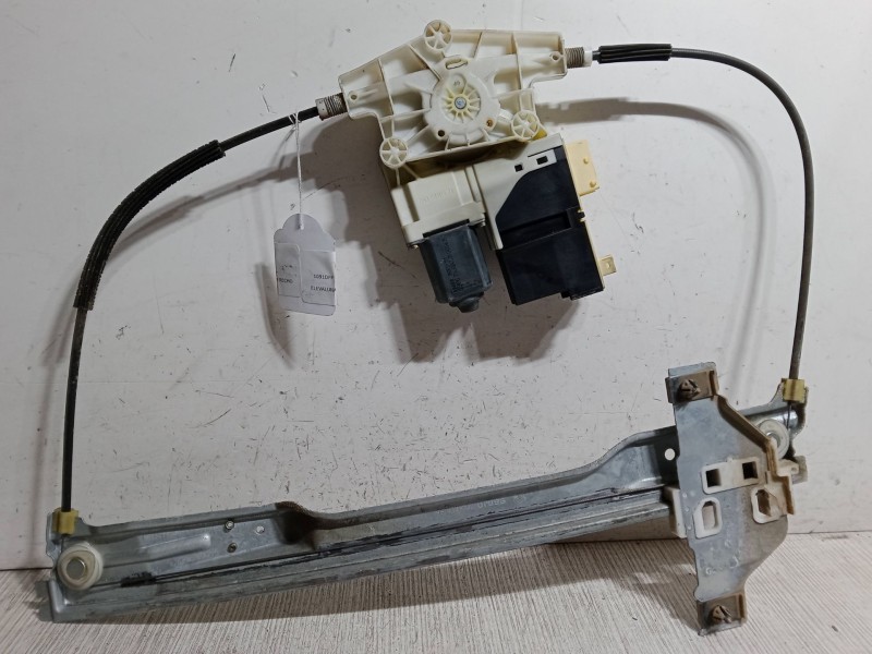 Recambio de elevalunas electrico delantero derecho para citroën c4 coupé (la_) 1.6 hdi referencia OEM IAM    Recambio de elevalunas electrico delantero derecho para citroën c4 coupé (la_) 1.6 hdi referencia OEM IAM