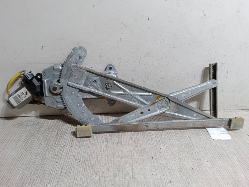 Recambio de elevalunas electrico delantero derecho para nissan micra ii (k11) 1.0 i 16v referencia OEM IAM   