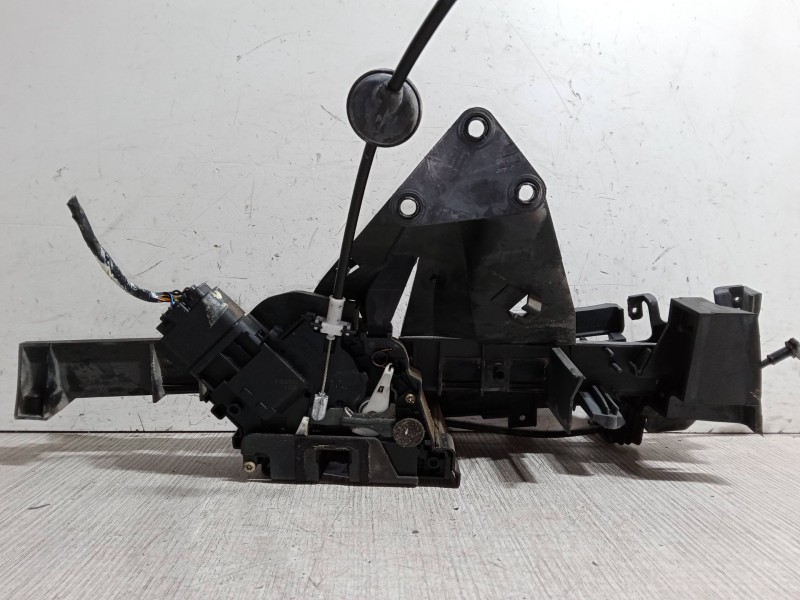 Recambio de cerradura puerta delantera derecha para ford focus c-max (dm2) 1.6 tdci referencia OEM IAM 2400001  