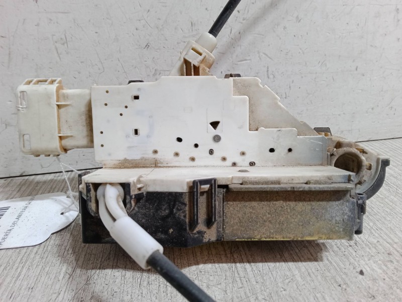 Recambio de cerradura puerta delantera izquierda para citroën c4 coupé (la_) 1.6 hdi referencia OEM IAM    Recambio de cerradura puerta delantera izquierda para citroën c4 coupé (la_) 1.6 hdi referencia OEM IAM