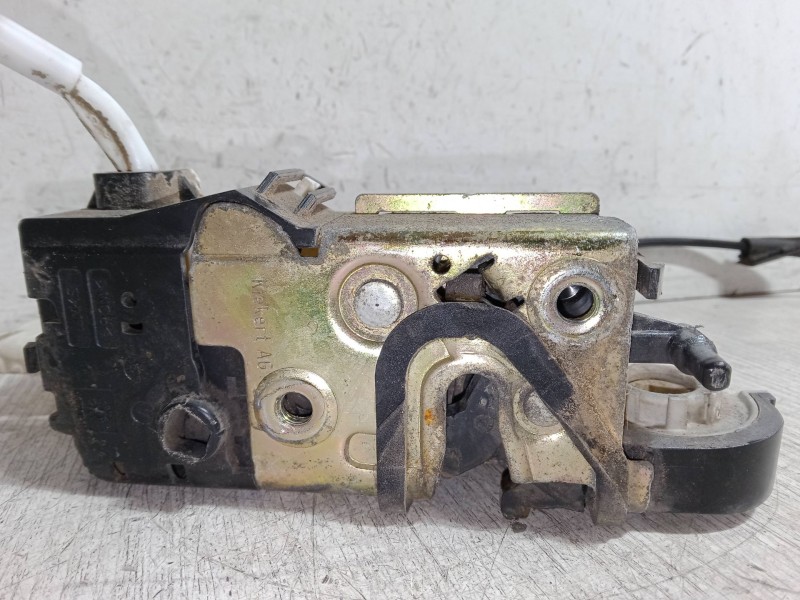 Recambio de cerradura puerta delantera izquierda para citroën c4 coupé (la_) 1.6 hdi referencia OEM IAM    Recambio de cerradura puerta delantera izquierda para citroën c4 coupé (la_) 1.6 hdi referencia OEM IAM