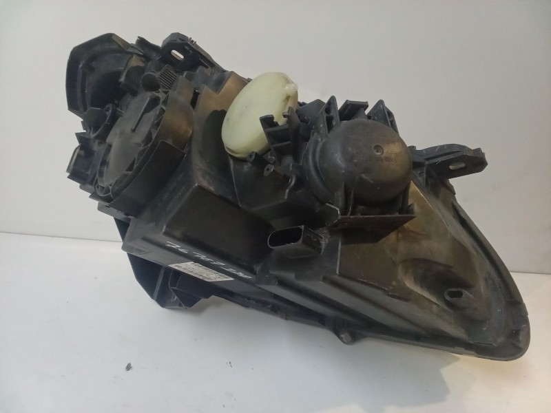 Recambio de faro izquierdo para mercedes-benz clase b sports tourer (w245) b 180 cdi (245.207) referencia OEM IAM   