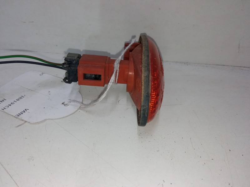 Recambio de intermitente lateral izquierdo para nissan vanette cargo furgoneta (hc 23) 2.3 d referencia OEM IAM   