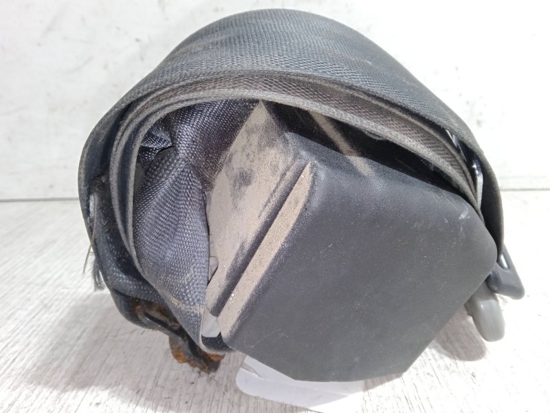Recambio de cinturon seguridad trasero derecho para nissan micra ii (k11) 1.0 i 16v referencia OEM IAM   