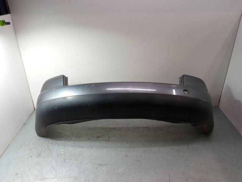 PARAGOLPES TRASERO 