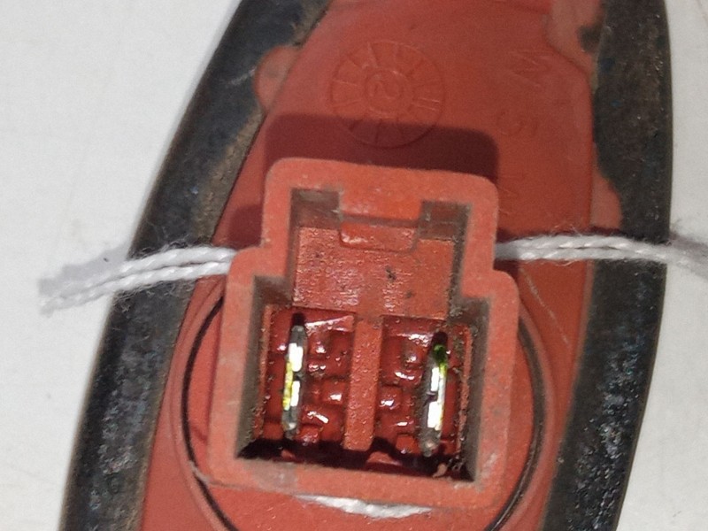 Recambio de intermitente lateral izquierdo para nissan vanette cargo furgoneta (hc 23) 2.3 d referencia OEM IAM   
