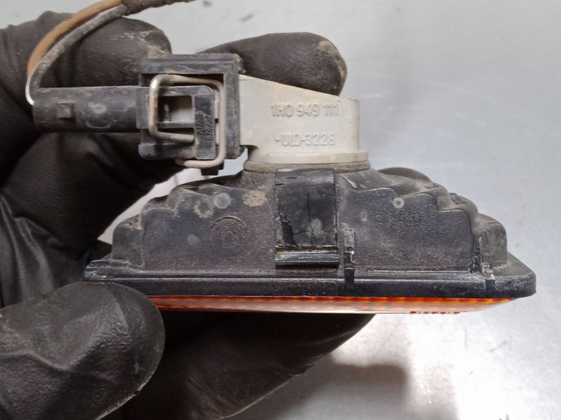 Recambio de intermitente lateral derecho para volkswagen golf iii (1h1) 1.9 d referencia OEM IAM   