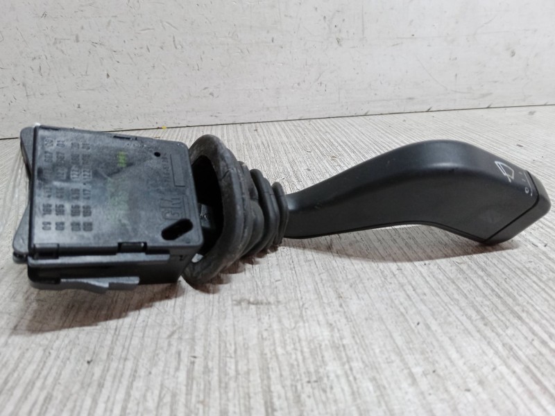 Recambio de mando limpiaparabrisas para opel corsa c (x01) 1.4 twinport (f08, f68) referencia OEM IAM 0918541312268700  