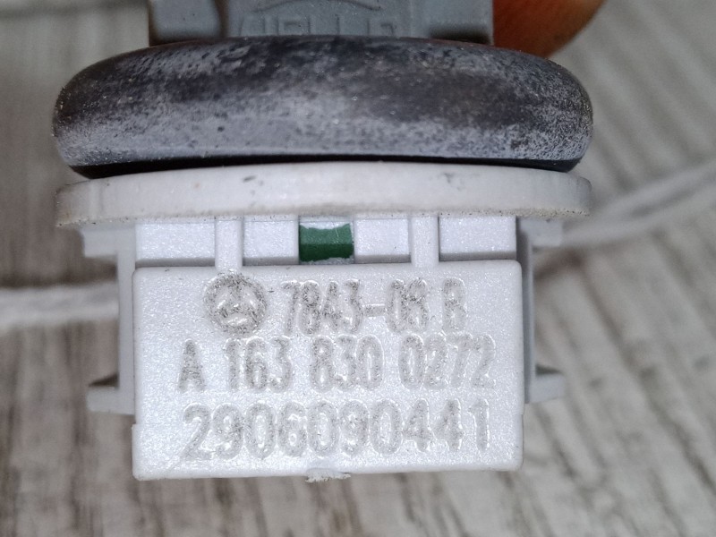 Recambio de sensor temperatura para mercedes-benz clase m (w164) ml 350 cdi 4-matic (164.122) referencia OEM IAM A1638300272  