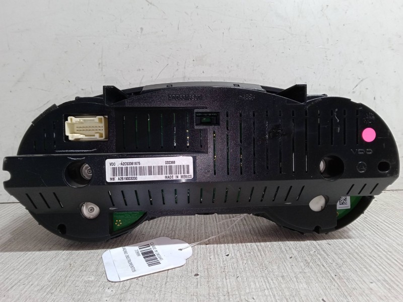 Recambio de cuadro instrumentos para mercedes-benz clase m (w164) ml 350 cdi 4-matic (164.122) referencia OEM IAM A2519003200  