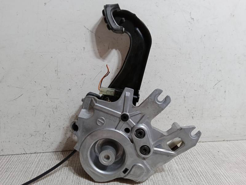 Recambio de pedal freno estacionamiento para mercedes-benz clase m (w164) ml 350 cdi 4-matic (164.122) referencia OEM IAM A16442