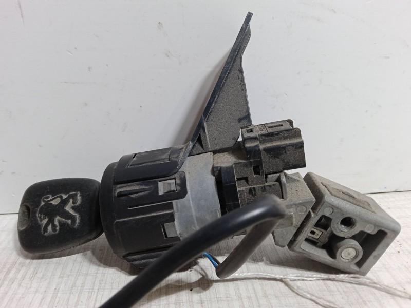 Recambio de clausor para peugeot 207/207+ (wa_, wc_) 1.4 hdi referencia OEM IAM   