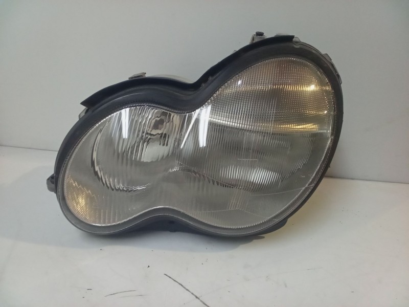 Recambio de faro izquierdo para mercedes-benz clase c (w203) c 320 (203.064) referencia OEM IAM   