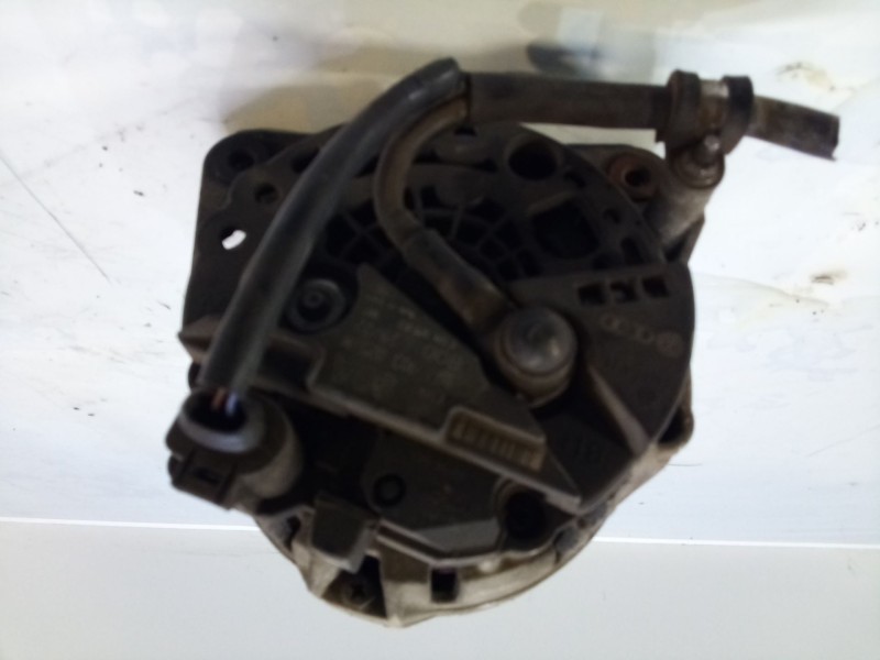 Recambio de alternador para volkswagen polo (9n_, 9a_) 1.4 16v referencia OEM IAM 037903052M   Recambio de alternador para volkswagen polo (9n_, 9a_) 1.4 16v referencia OEM IAM 037903052M