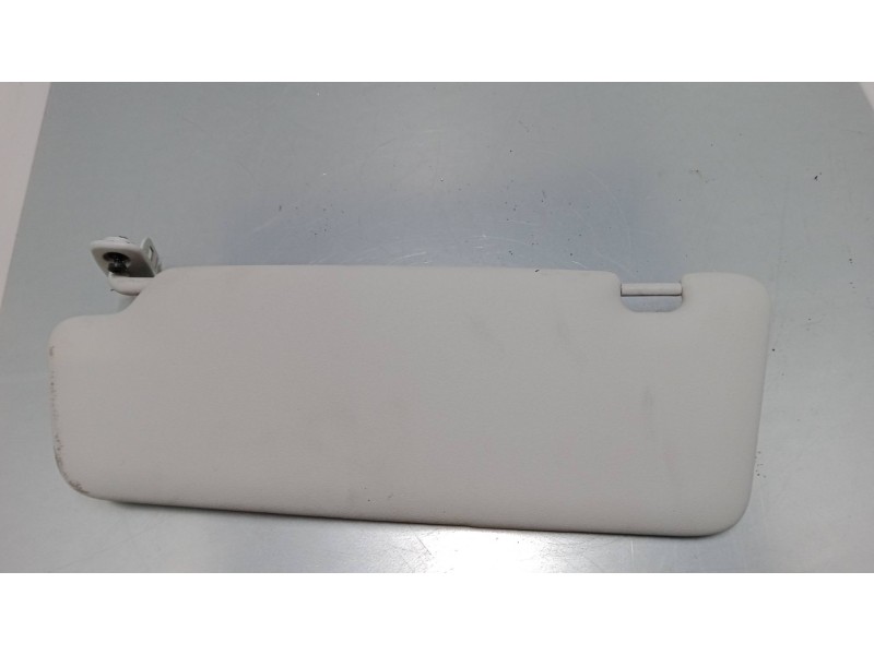 Recambio de parasol derecho para audi a4 b7 avant (8ed) 2.0 tdi referencia OEM IAM   