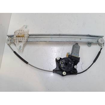 ELEVALUNAS ELECTRICO DELANTERO DERECHO 82402B4110 