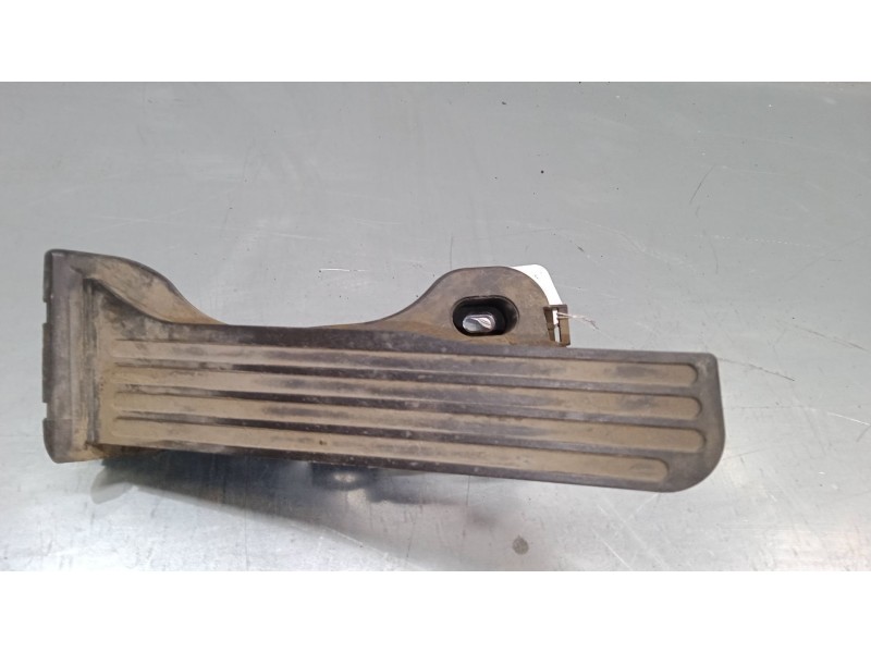 Recambio de pedal acelerador para volkswagen golf v (1k1) 1.6 referencia OEM IAM 1K1721503AS  