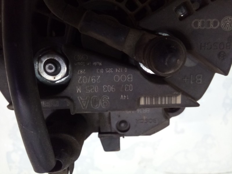 Recambio de alternador para volkswagen polo (9n_, 9a_) 1.4 16v referencia OEM IAM 037903052M   Recambio de alternador para volkswagen polo (9n_, 9a_) 1.4 16v referencia OEM IAM 037903052M