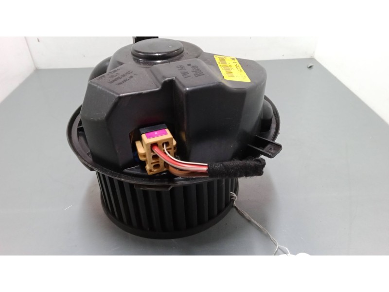 Recambio de ventilador calefaccion para volkswagen golf v (1k1) 1.6 referencia OEM IAM 1K1820015C  