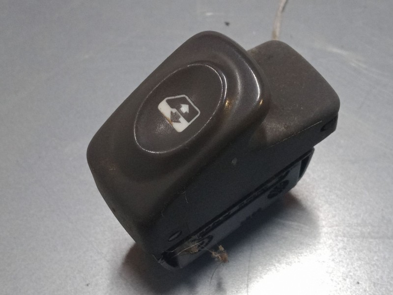 Recambio de mando elevalunas delantero derecho para renault scénic i monospace (ja0/1_, fa0_) 1.6 (ja00, ja16, ja15, ja19, ja1v,
