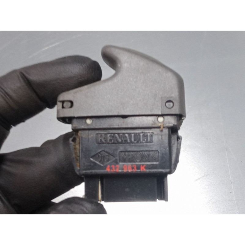 Recambio de mando elevalunas delantero derecho para renault scénic i monospace (ja0/1_, fa0_) 1.6 (ja00, ja16, ja15, ja19, ja1v,