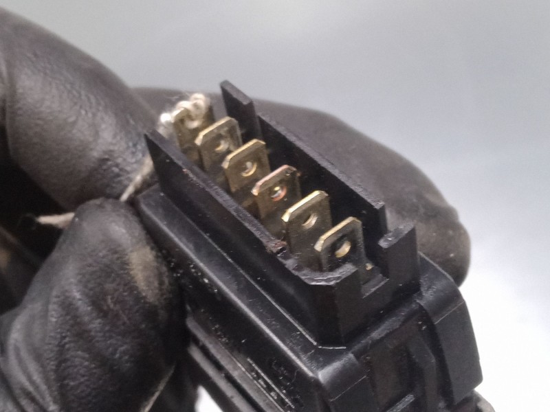 Recambio de mando elevalunas delantero derecho para renault scénic i monospace (ja0/1_, fa0_) 1.6 (ja00, ja16, ja15, ja19, ja1v, Recambio de mando elevalunas delantero derecho para renault scénic i monospace (ja0/1_, fa0_) 1.6 (ja00, ja16, ja15, ja19, ja1v,