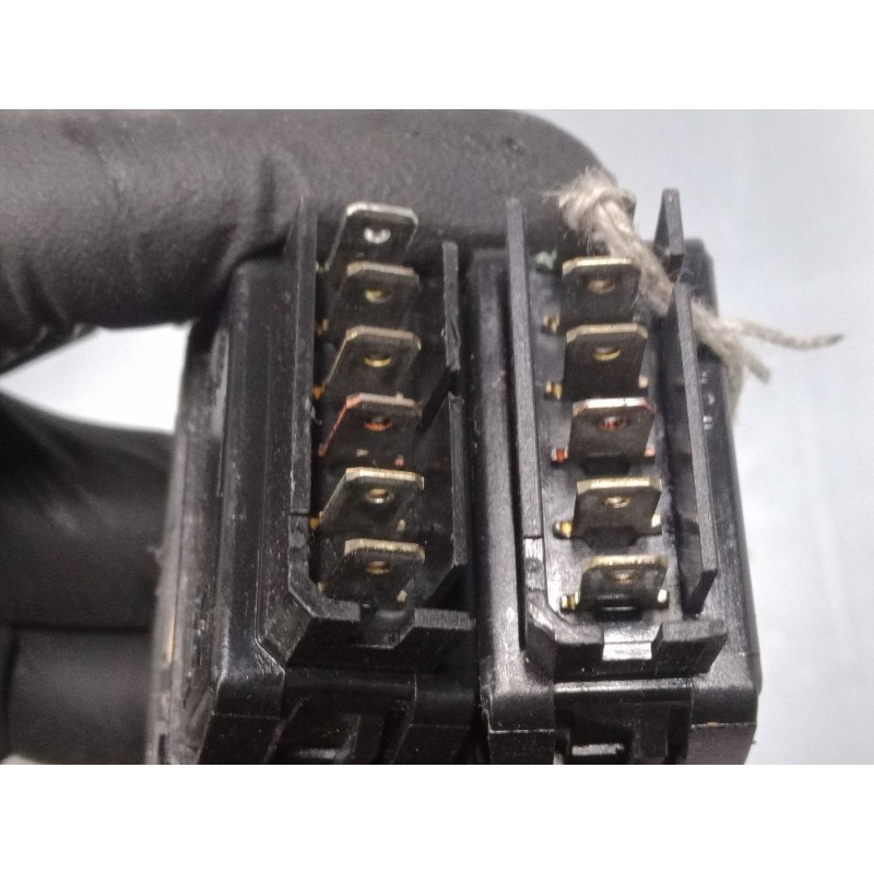 Recambio de mando elevalunas delantero izquierdo para renault scénic i monospace (ja0/1_, fa0_) 1.6 (ja00, ja16, ja15, ja19, ja1 Recambio de mando elevalunas delantero izquierdo para renault scénic i monospace (ja0/1_, fa0_) 1.6 (ja00, ja16, ja15, ja19, ja1