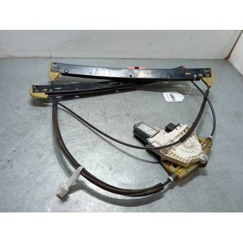 MOTOR ELEVALUNA DELANTERO DERECHO 