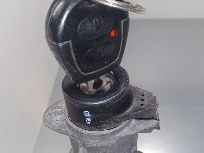 Recambio de clausor para seat ibiza iii (6l1) 1.4 16v referencia OEM IAM   