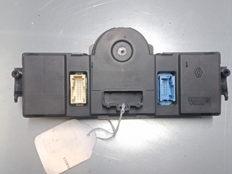 Recambio de mando climatizador para renault scénic ii (jm0/1_) 1.6 16v (jm1r) referencia OEM IAM 8200501465   Recambio de mando climatizador para renault scénic ii (jm0/1_) 1.6 16v (jm1r) referencia OEM IAM 8200501465