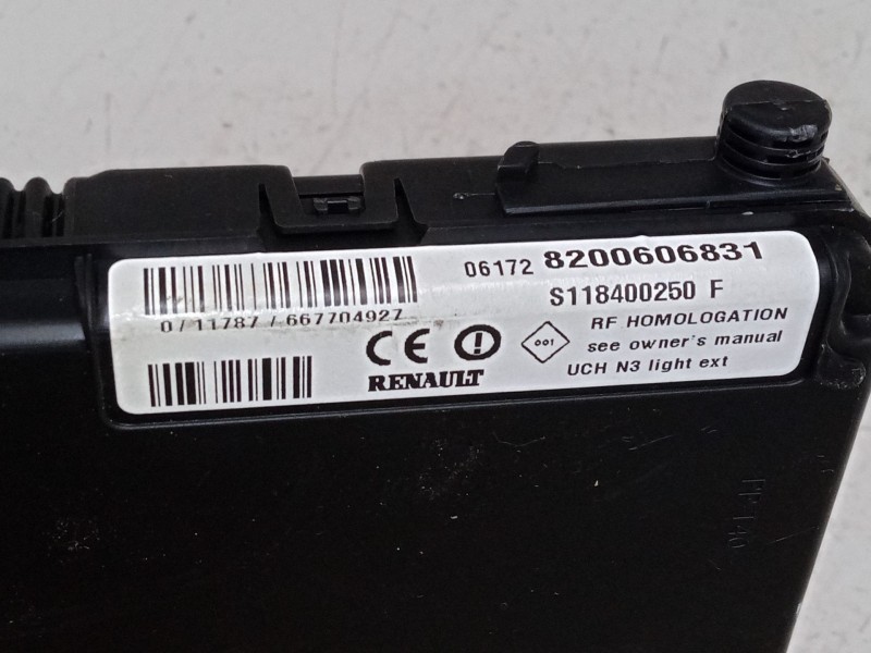 Recambio de bsi para renault scénic ii (jm0/1_) 1.6 16v (jm1r) referencia OEM IAM 8200606831  S118400250F Recambio de bsi para renault scénic ii (jm0/1_) 1.6 16v (jm1r) referencia OEM IAM 8200606831  S118400250F