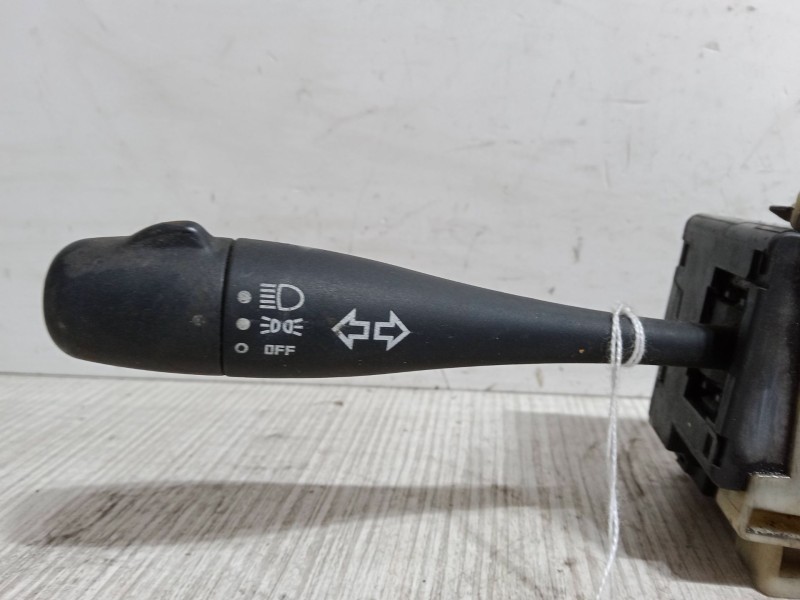 Recambio de mando luces para nissan vanette cargo furgoneta (hc 23) 2.3 d referencia OEM IAM s/r  