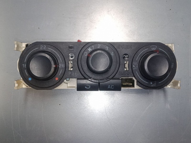 Recambio de mando calefaccion / a/a para seat ibiza iii (6l1) 1.4 16v referencia OEM IAM 6L0820045  