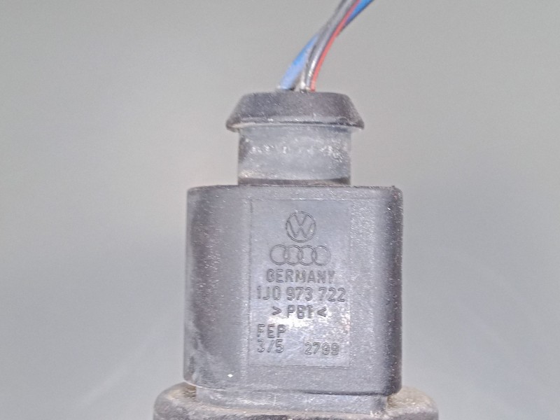 Recambio de bomba limpiaparabrisas para seat ibiza iii (6l1) 1.4 16v referencia OEM IAM   