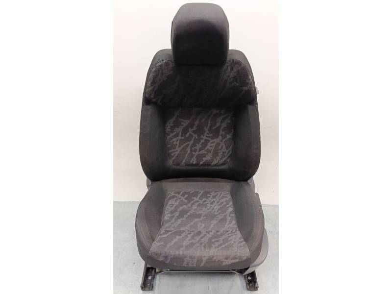 ASIENTO DELANTERO IZQUIERDO 