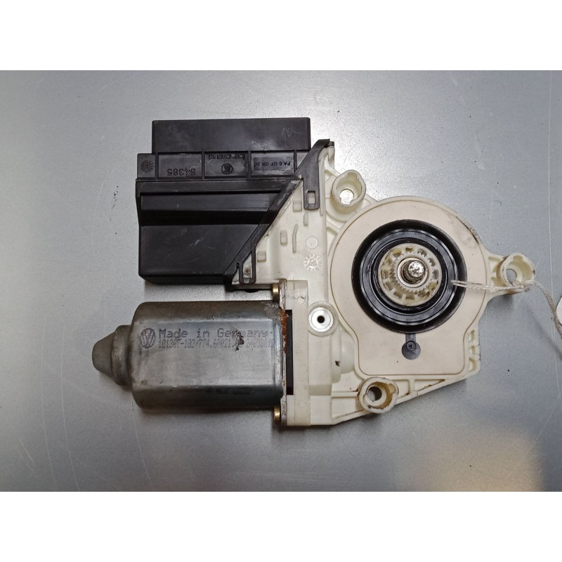 Recambio de motor elevaluna delantero izquierdo para seat ibiza iii (6l1) 1.4 16v referencia OEM IAM 6Q0959802A  