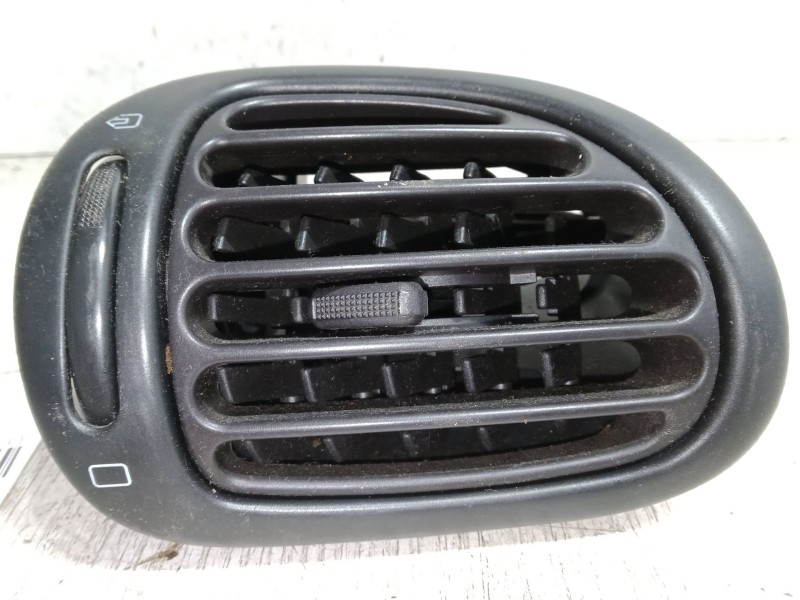 Recambio de aireador izquierdo para peugeot 206 hatchback (2a/c) 1.4 16v referencia OEM IAM 9632184877  