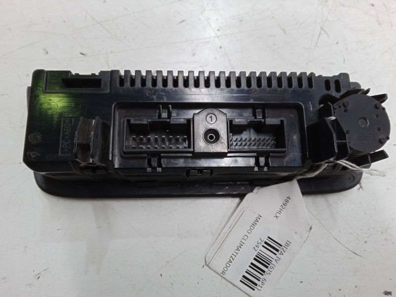 Recambio de mando climatizador para seat ibiza iv (6j5, 6p1) 1.6 tdi referencia OEM IAM 6JO820043D  