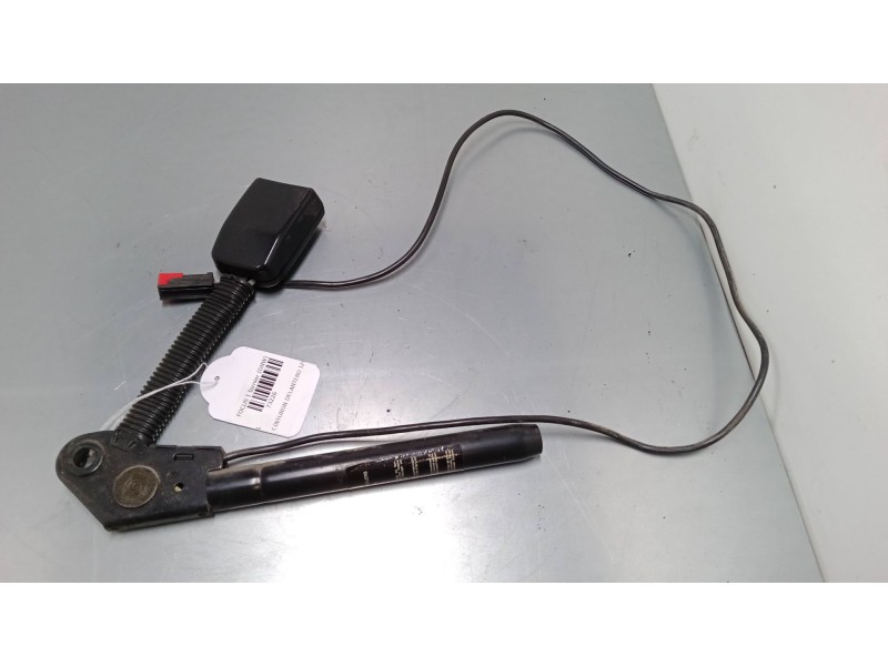 Recambio de anclaje cinturon delantero izquierdo para ford focus i turnier (dnw) 1.8 turbo di / tddi referencia OEM IAM    Recambio de anclaje cinturon delantero izquierdo para ford focus i turnier (dnw) 1.8 turbo di / tddi referencia OEM IAM