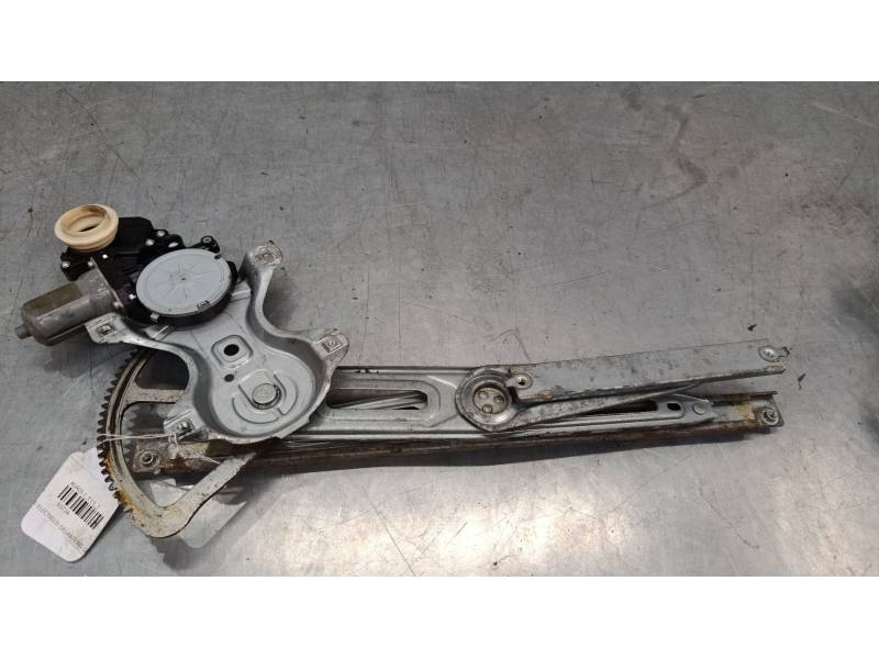 ELEVALUNAS ELECTRICO DELANTERO IZQUIERDO 977555 108 